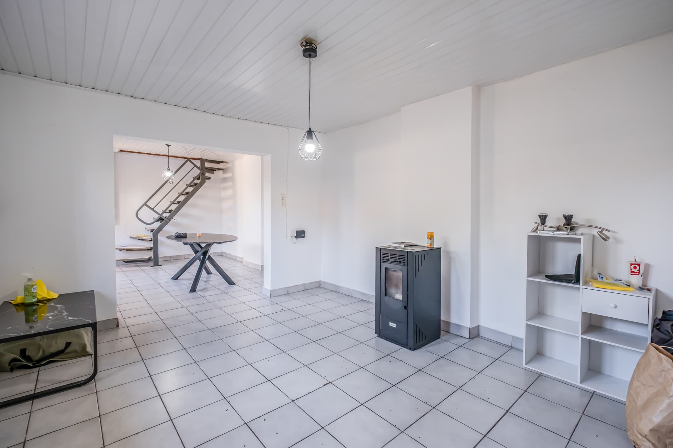 Maison à Gilly : Plain-pied 4 façades, 1 chambre avec extérieur
